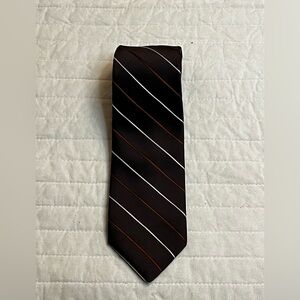 Wembley brown striped neck tie